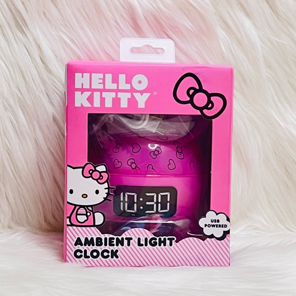 Hello Kitty Ambient Light Clock - Picture 1 of 3